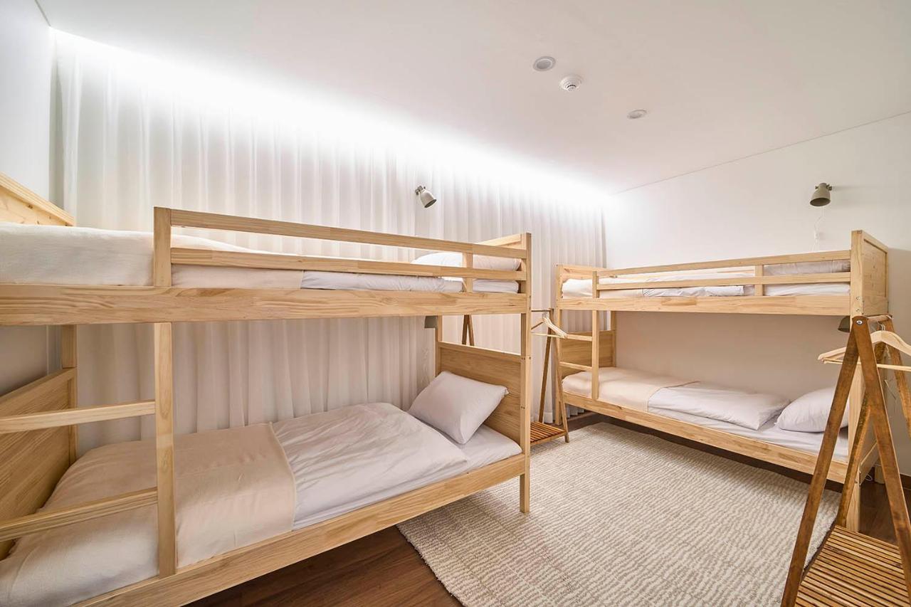 Futon Guesthouse โซล ภายนอก รูปภาพ